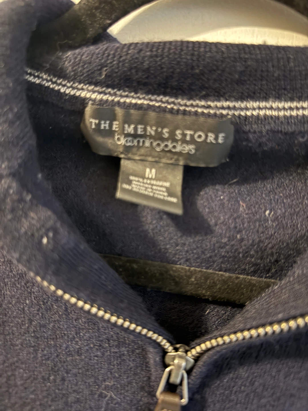 Men’s small sweater and Nike hat - photo 2