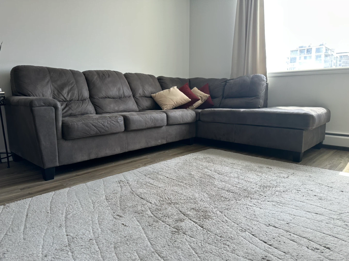 Ashley Grey Sectional Sofa with Chaise - photo 5