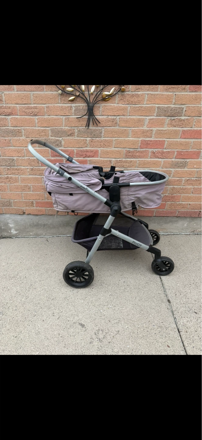 Baby Bed Stroller Converts to Sit-Down