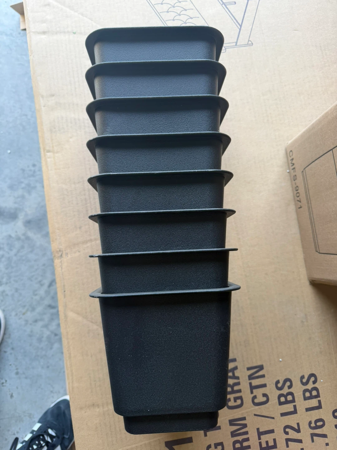 Black Square Plastic Plant Pots (Set of 6)