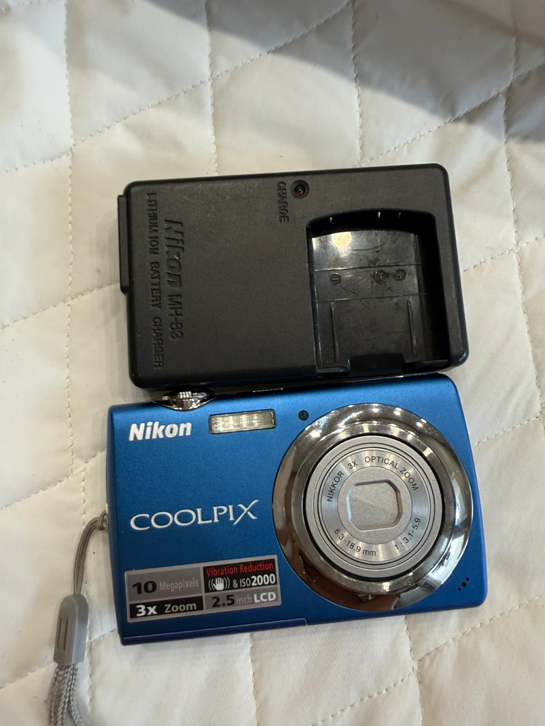 Nikon COOLPIX S220 Digital Camera - Blue - photo 5