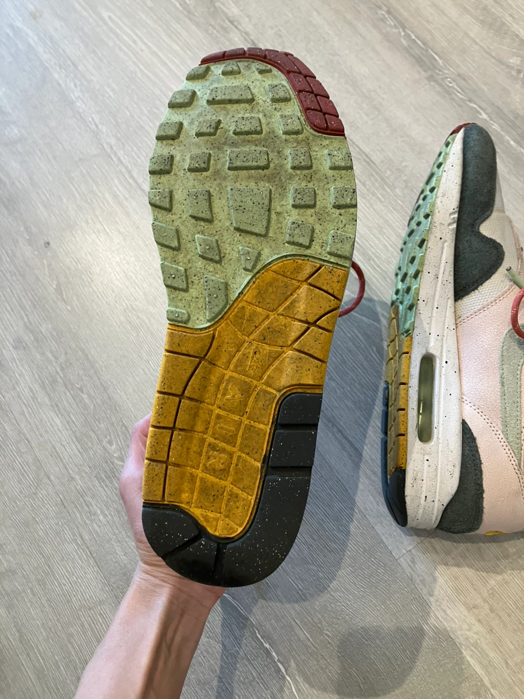Nike Air Max 1 Sneakers - photo 4