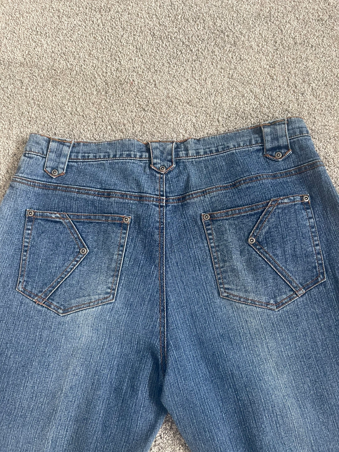 UNIQUE Embroidered Slightly Flared Jeans - photo 4