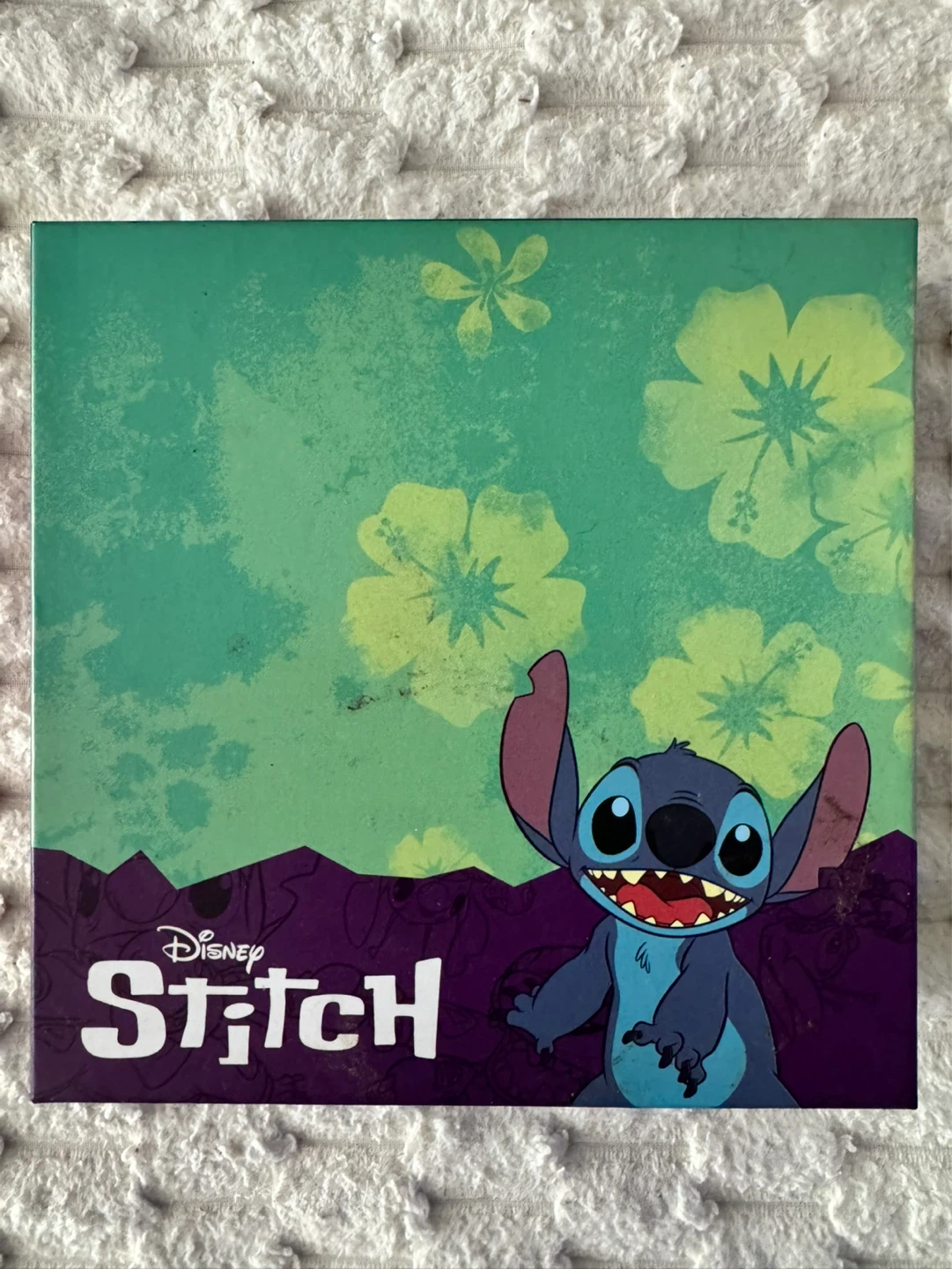 Disney Stitch 2 Piece Gift Set Crossbody Bag & Tech Pouch - photo 2