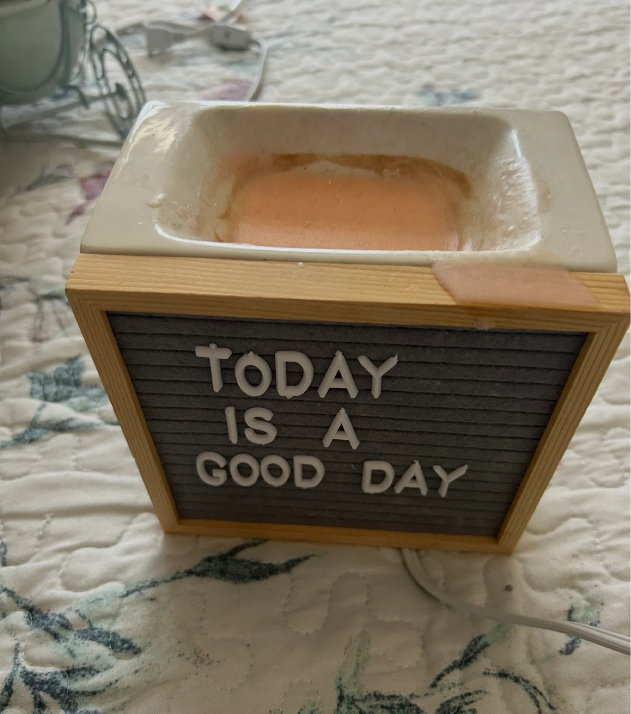 Wax Melt Warmer with Letter Board - photo 2