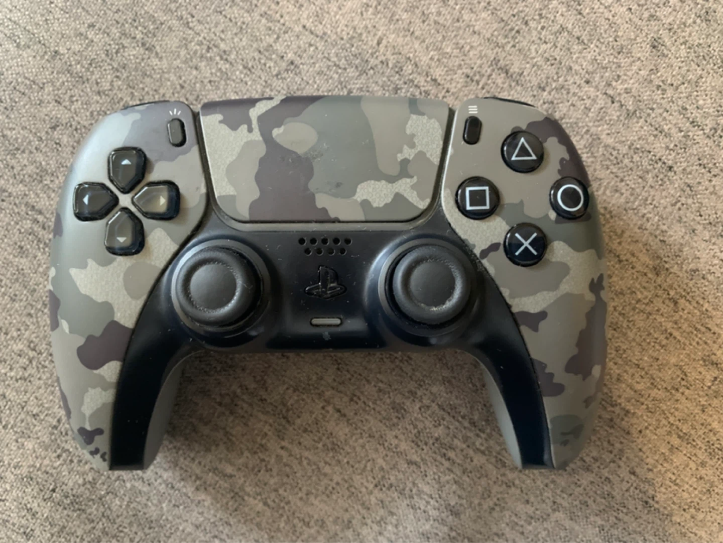 PlayStation 5 DualSense Controller - Camo Edition