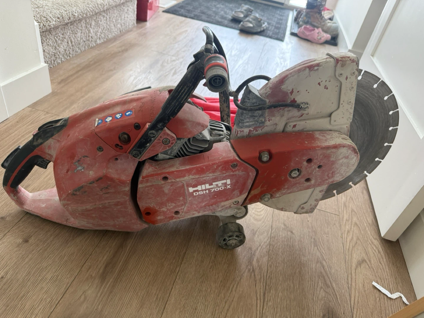 Hilti PRO Gas Concrete Saw 16"
