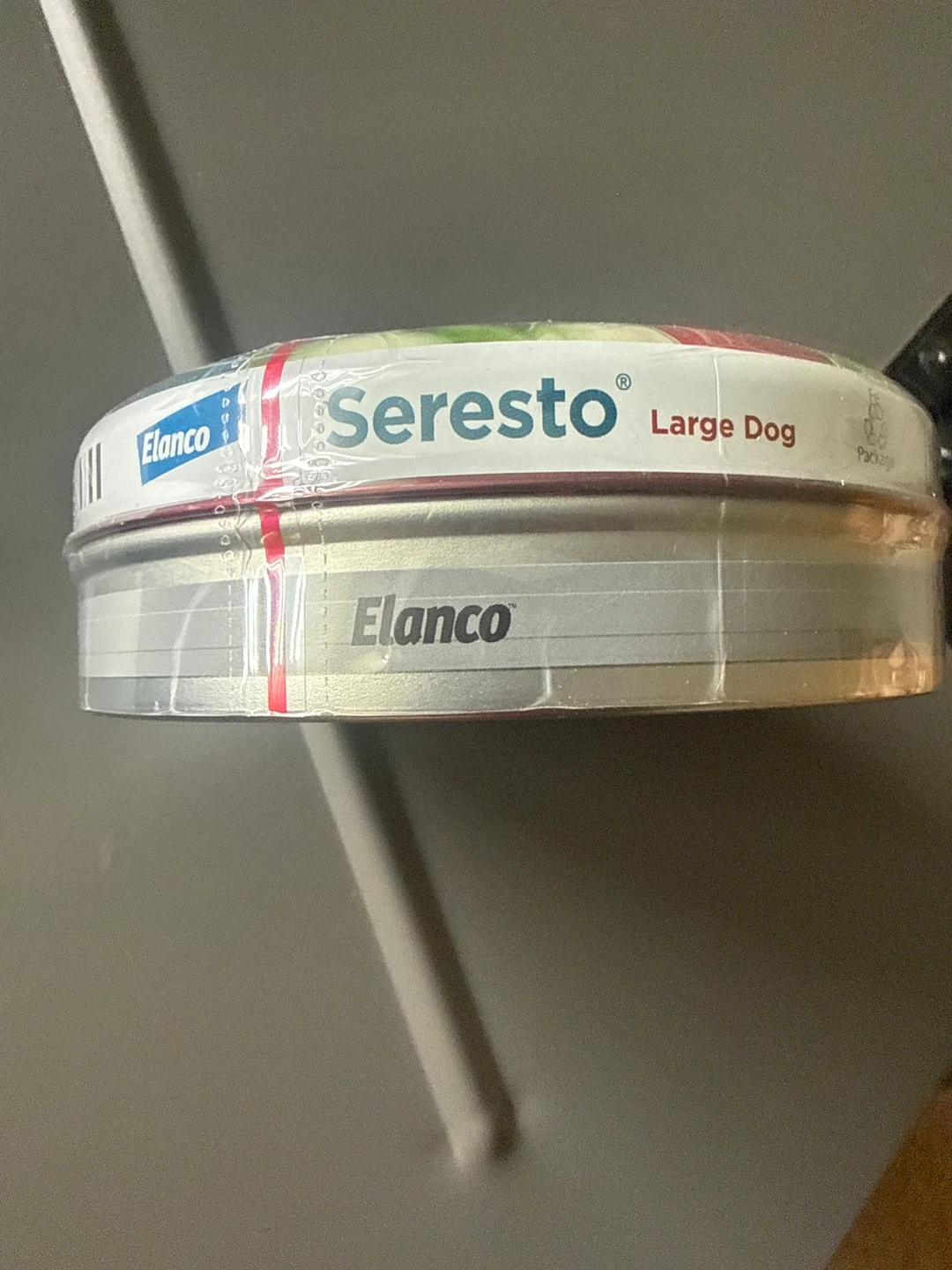 Seresto Large Dog Flea and Tick Collar - 8 Month Protection - photo 2