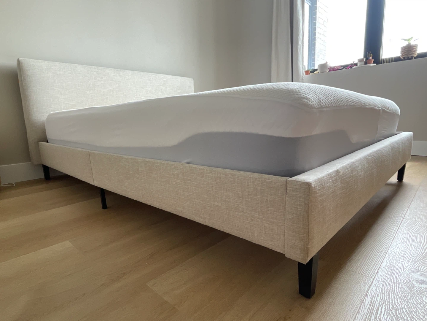 Queen Bed Frame with Headboard - photo 4