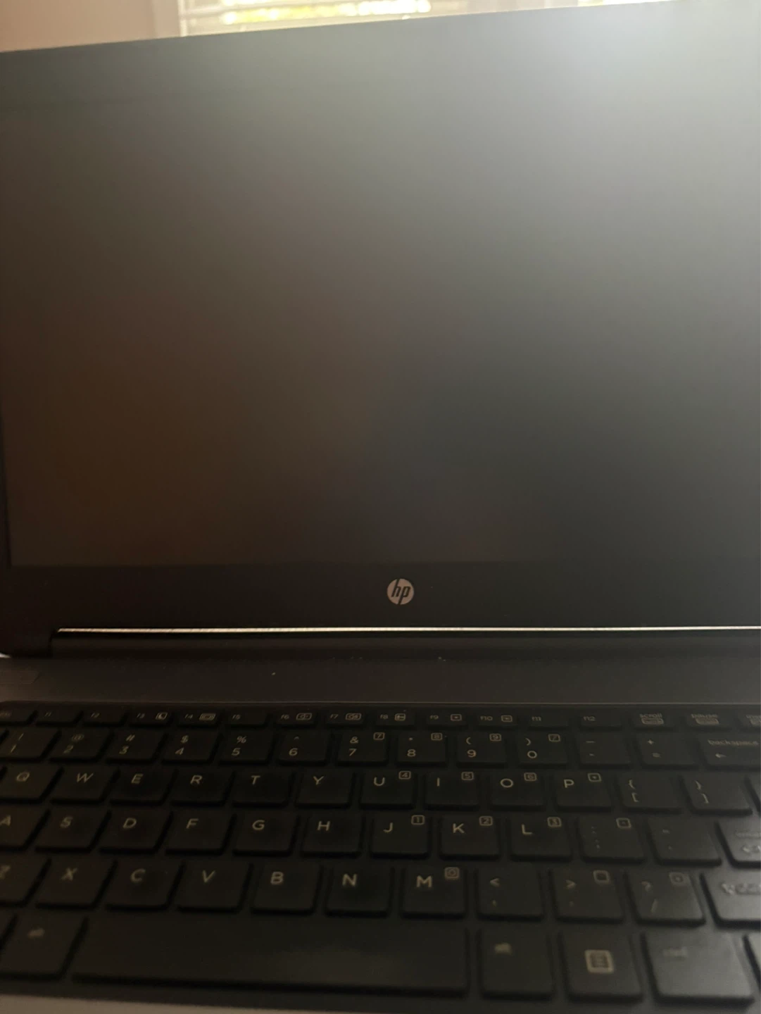 HP Laptop - photo 2