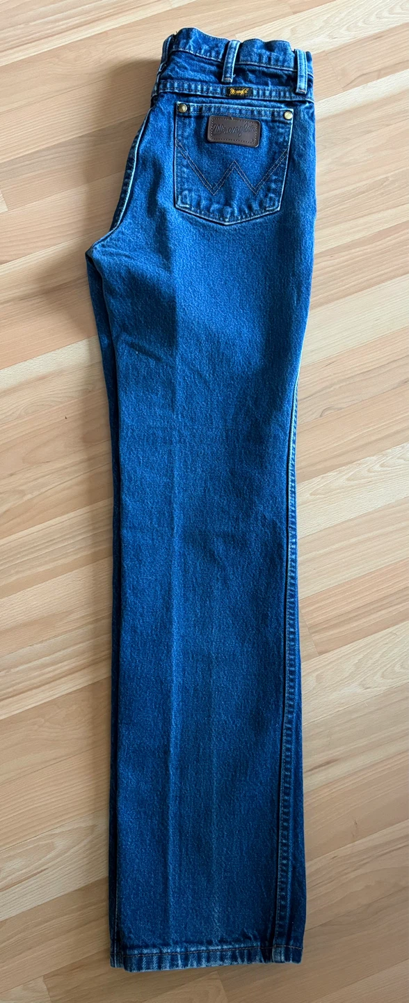 Men’s Wrangler Jeans Size 30 x 32 $10 firm - photo 3