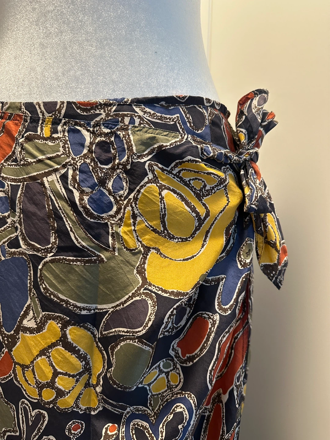 Vintage Tristan&Iseut Midi Wrap Silk Skirt - photo 3