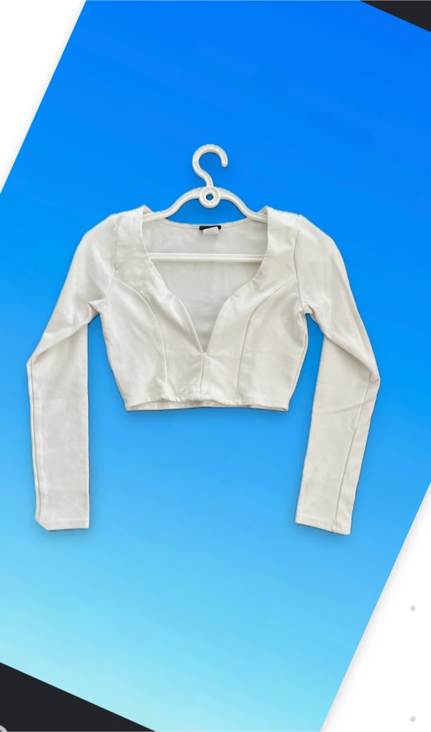 White Long Sleeve Crop Top scoop neck with a low V