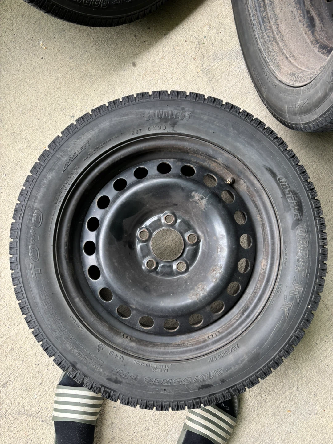 TOYO Studless Winter Tires with Rims 215/55R16 97H - photo 3