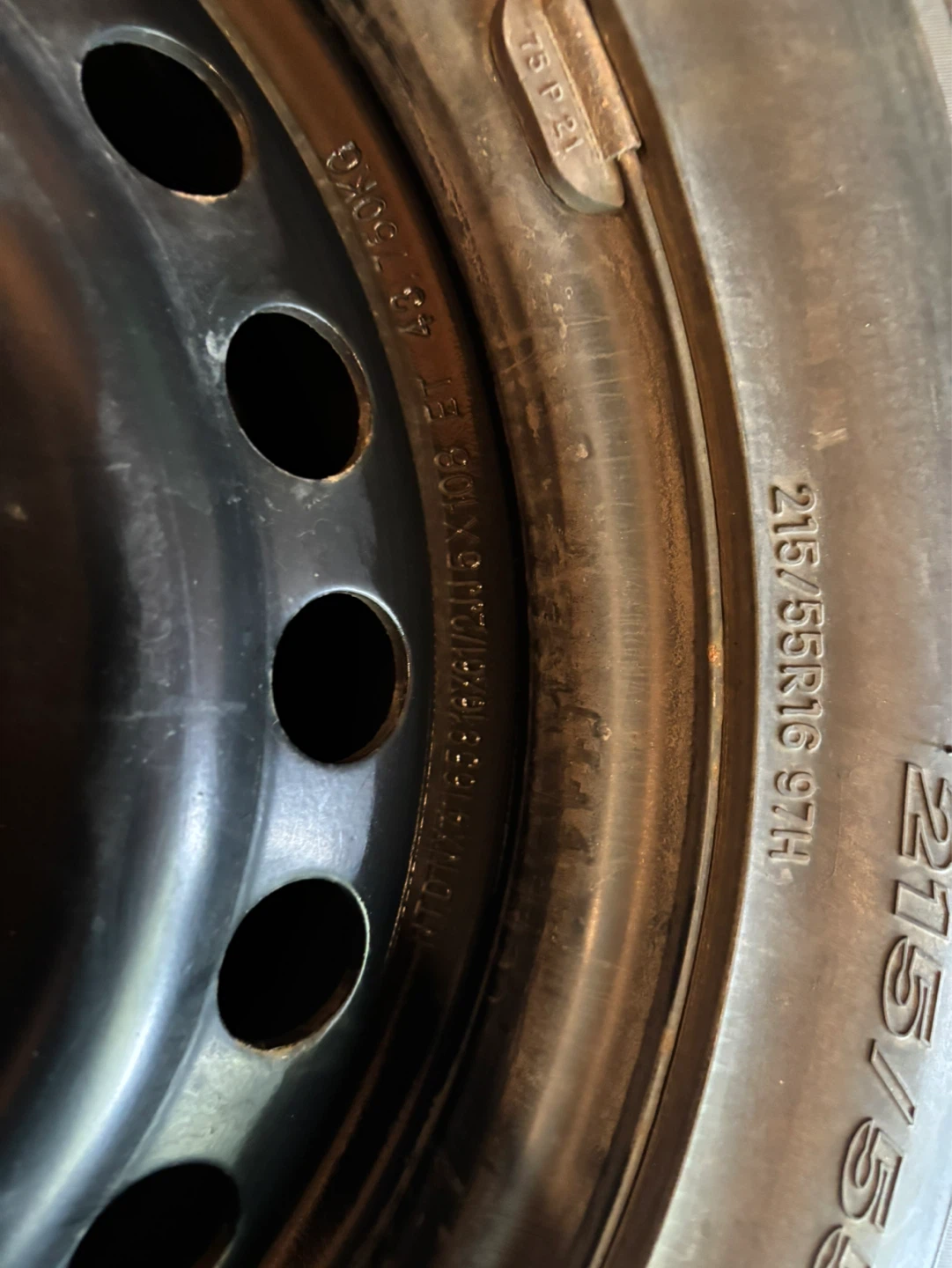 TOYO Studless Winter Tires with Rims 215/55R16 97H - photo 5