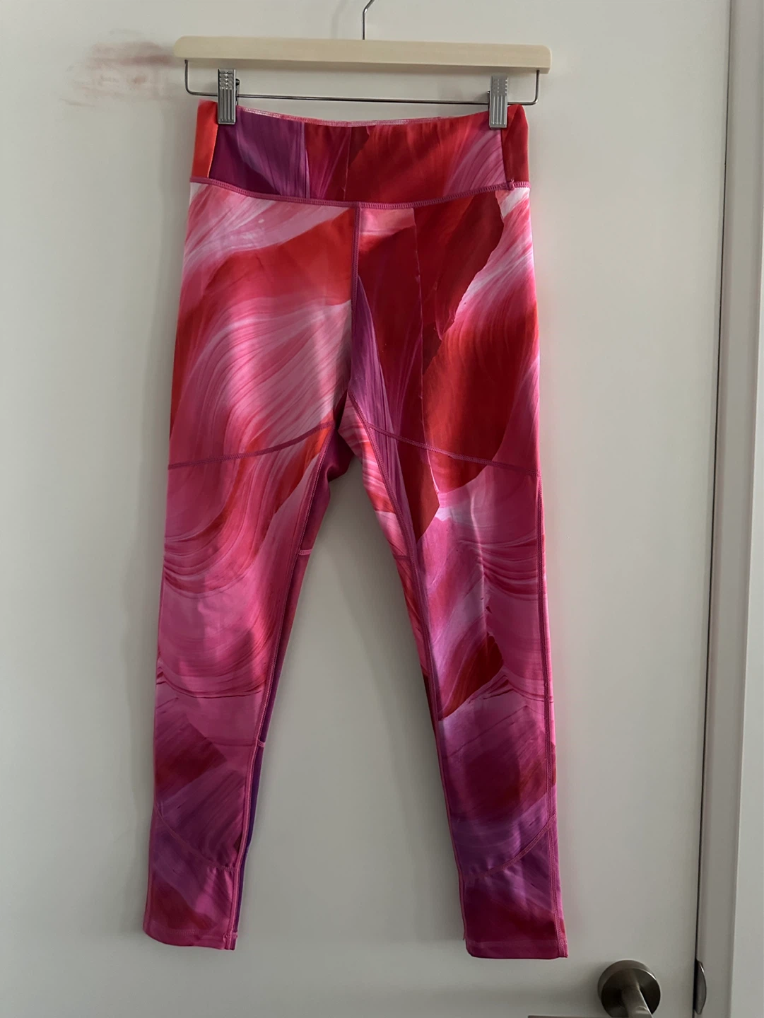 NUBYÉN Pink Abstract Print Leggings Size S