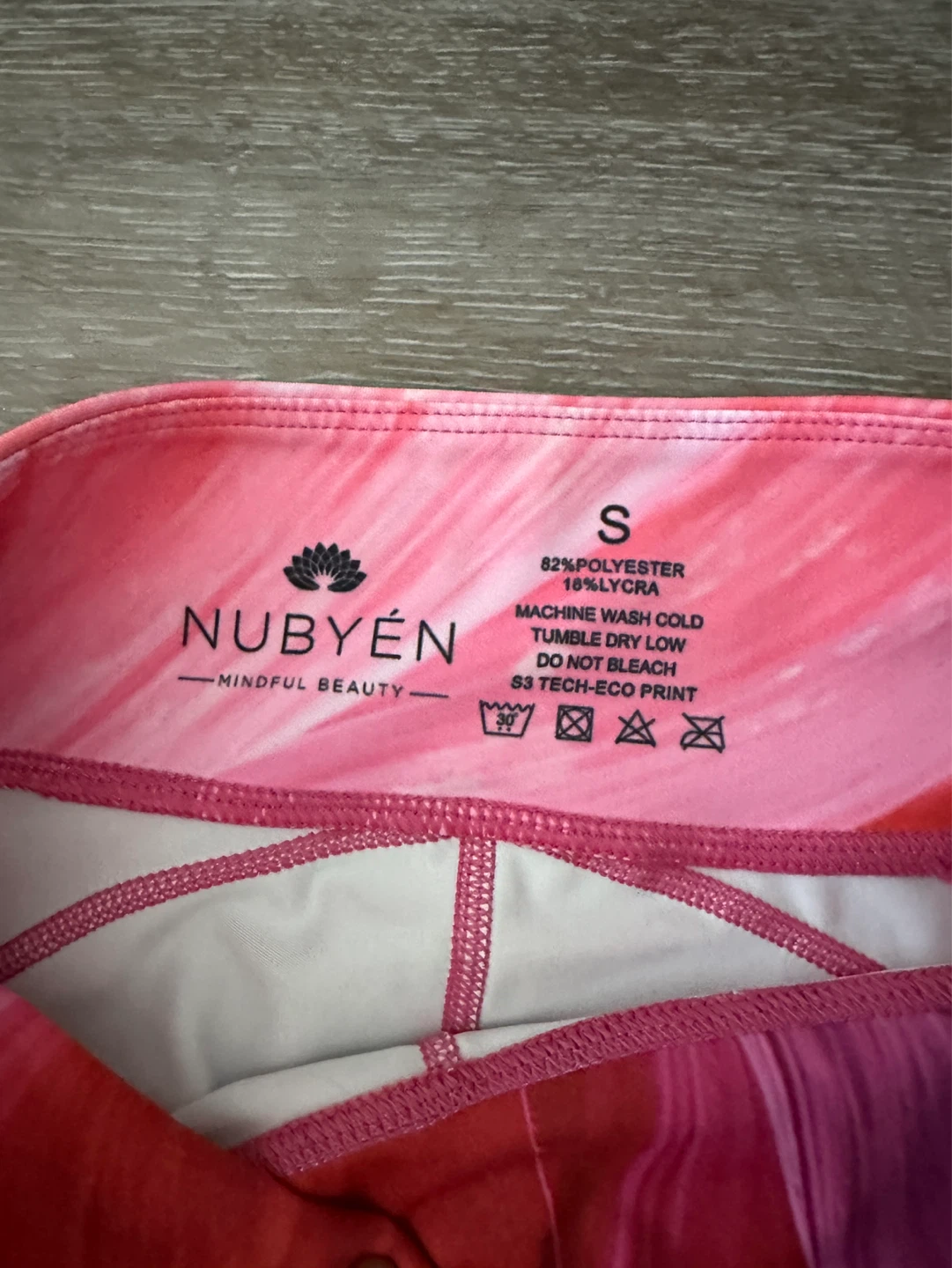 NUBYÉN Pink Abstract Print Leggings Size S - photo 3