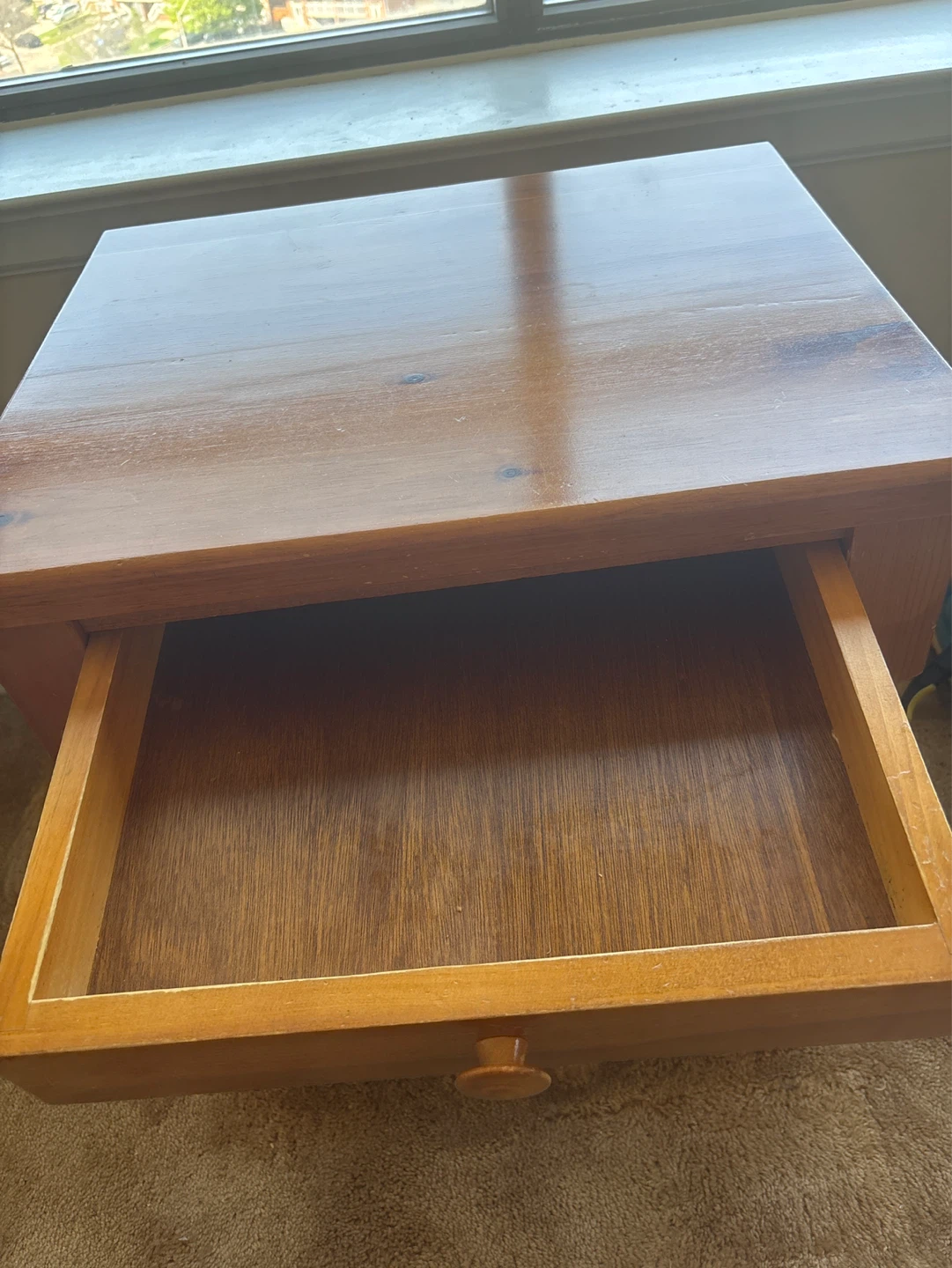 Solid Wooden End Tables With Drawers - photo 4