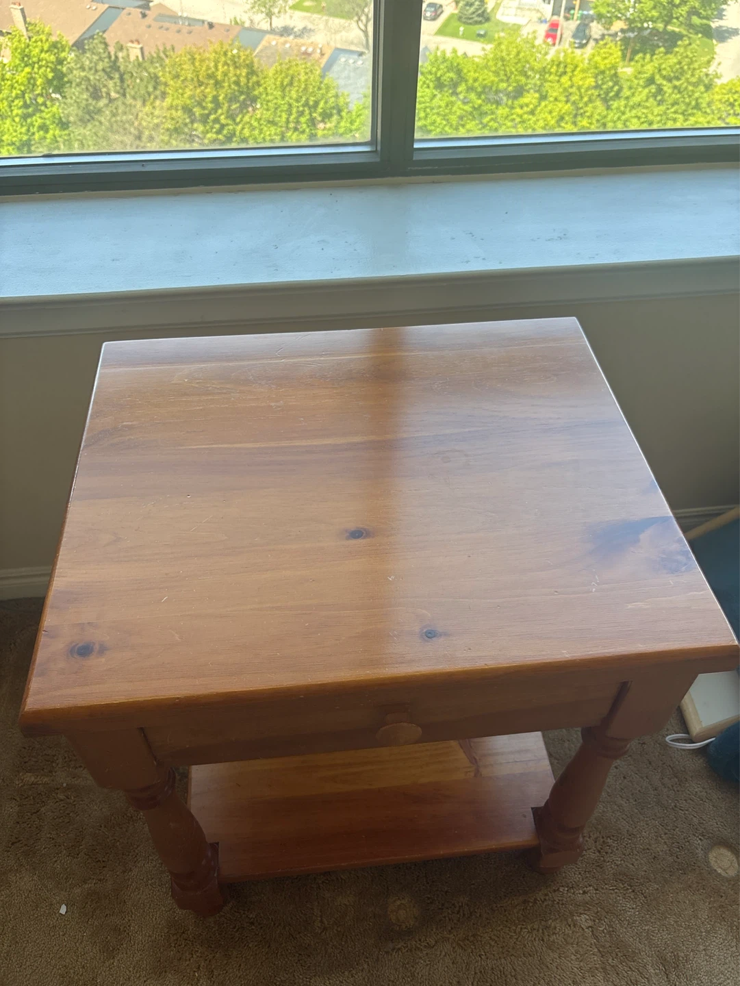 Solid Wooden End Tables With Drawers - photo 2