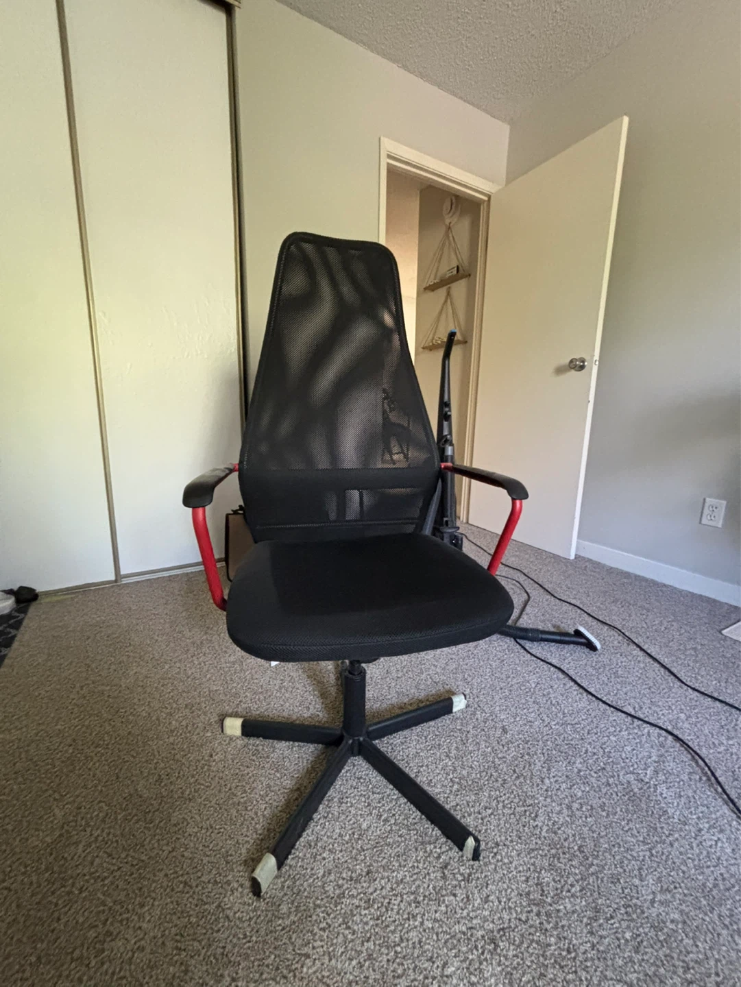 Black Mesh Office Chair with Red Accents - photo 2