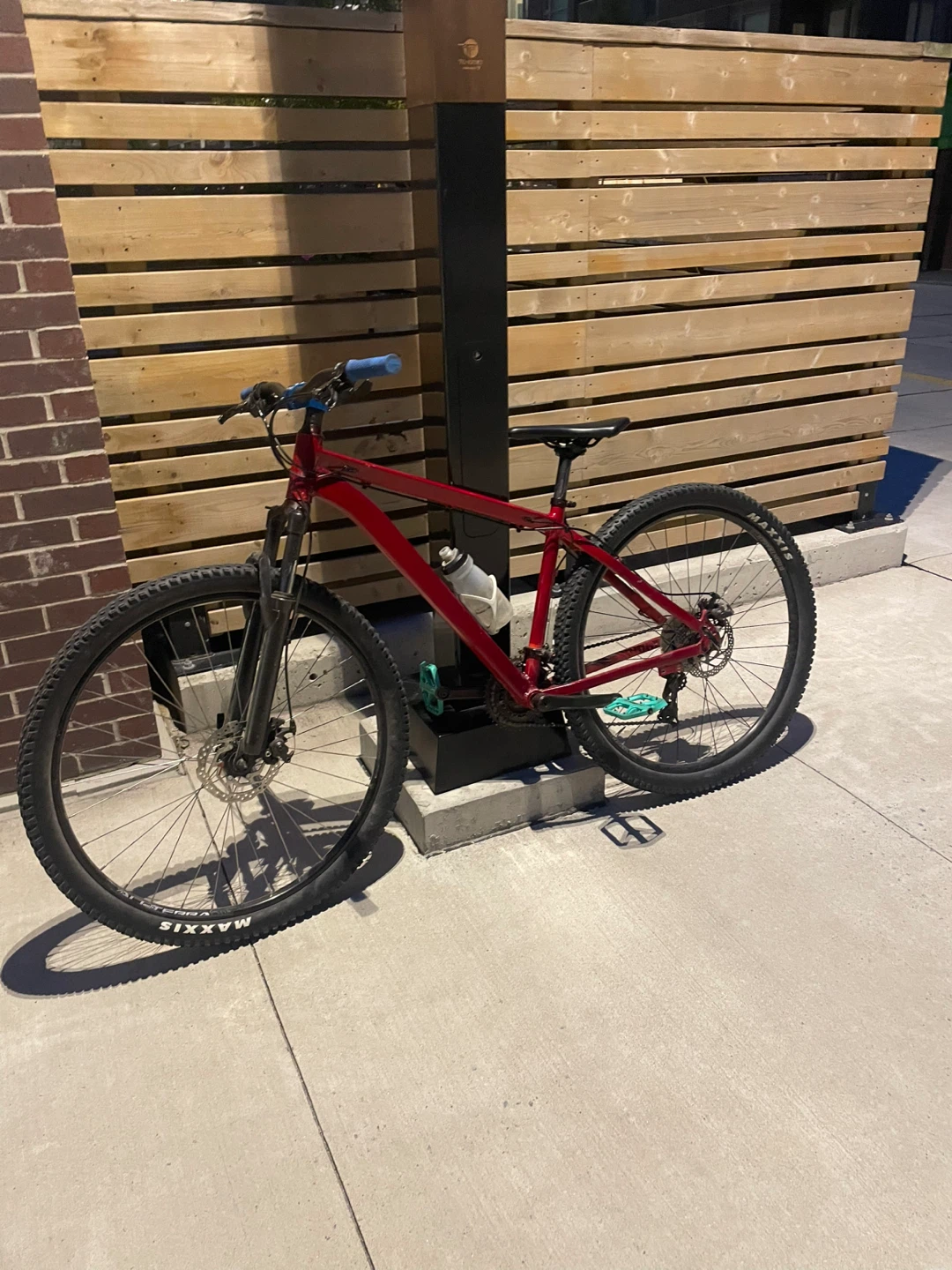 Red Mountain Bike - photo 3