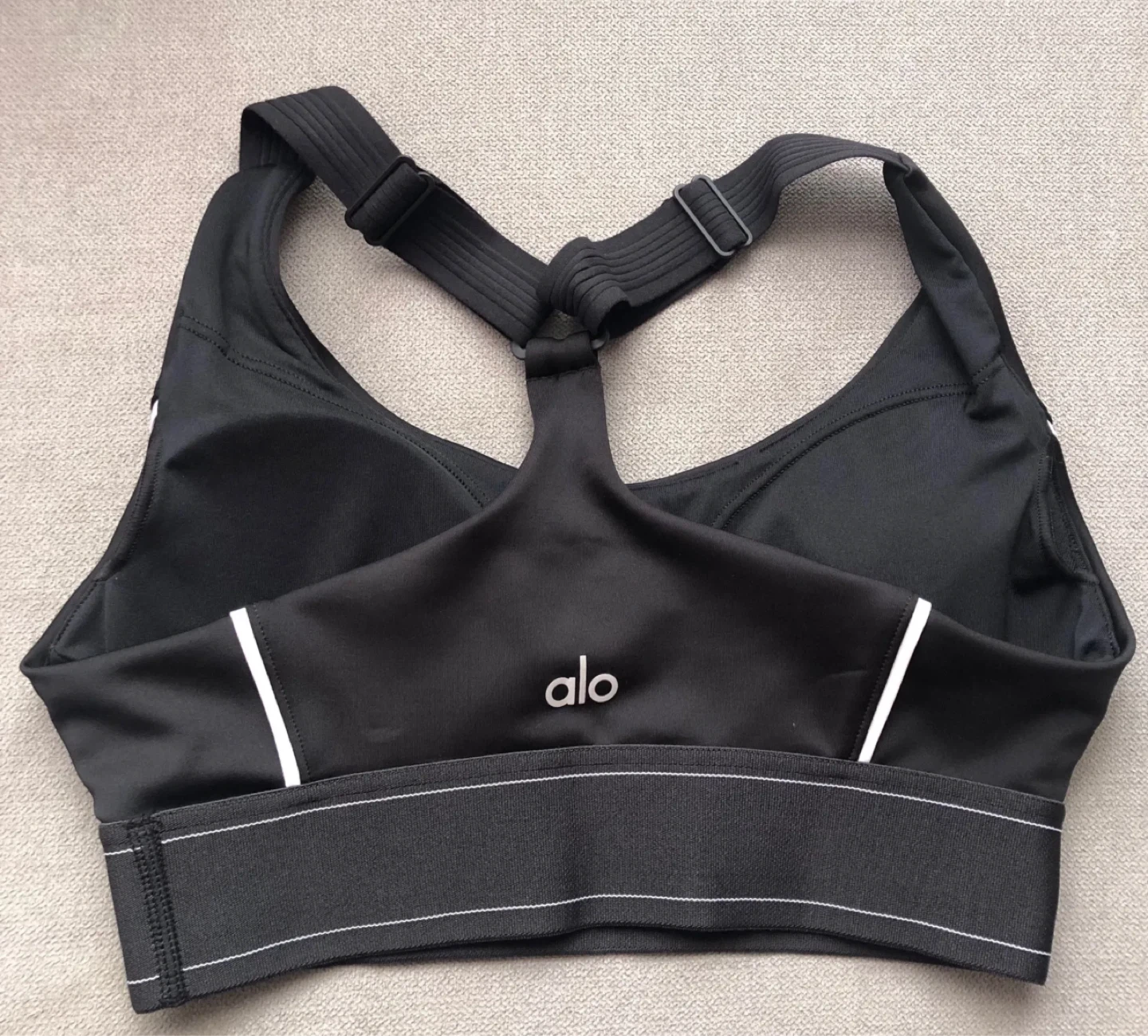 Alo Yoga AirLift Black Sports Bra - photo 3
