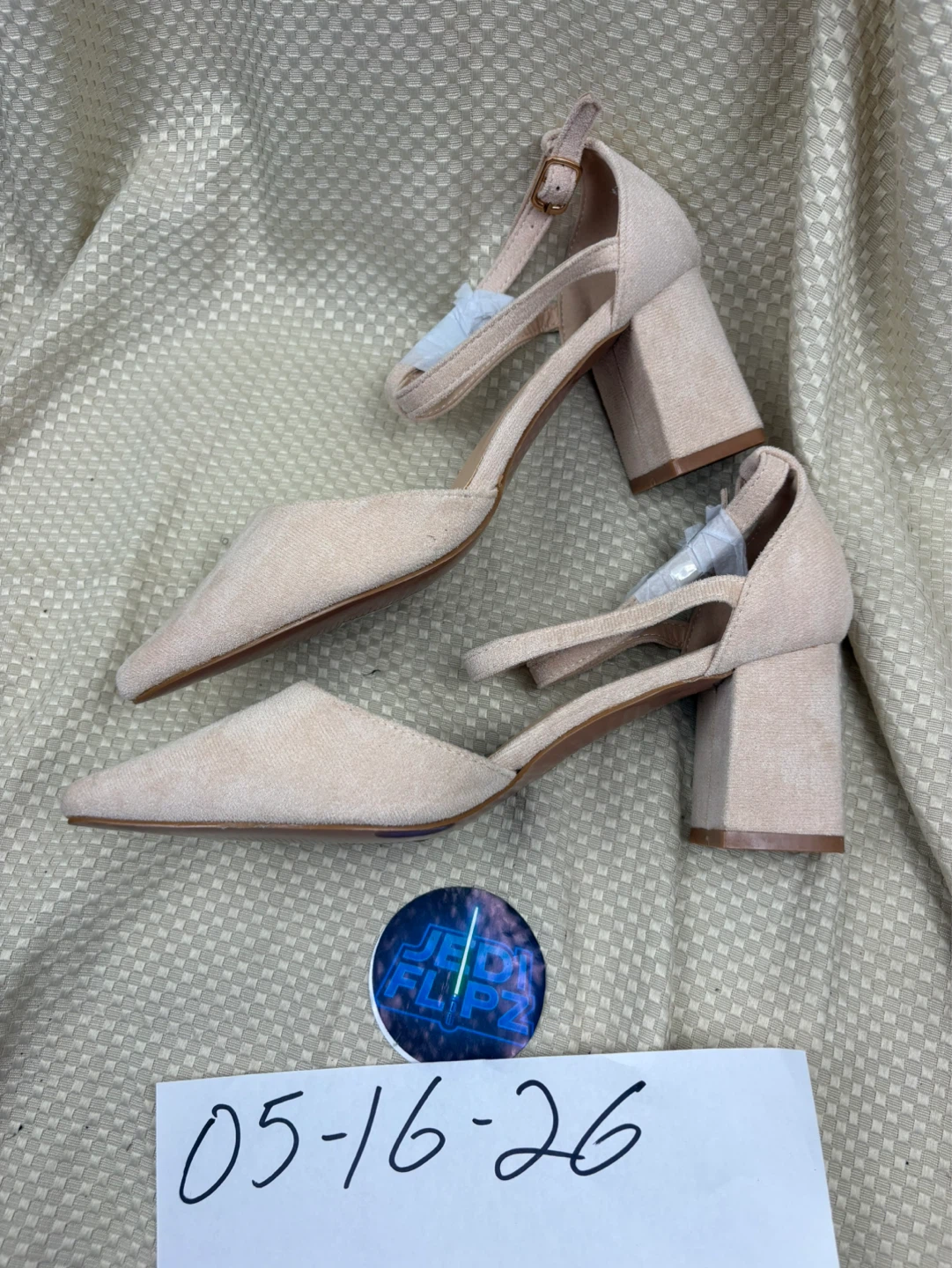 GOGO Beige Suede Block Heel Pumps Women's Size 7