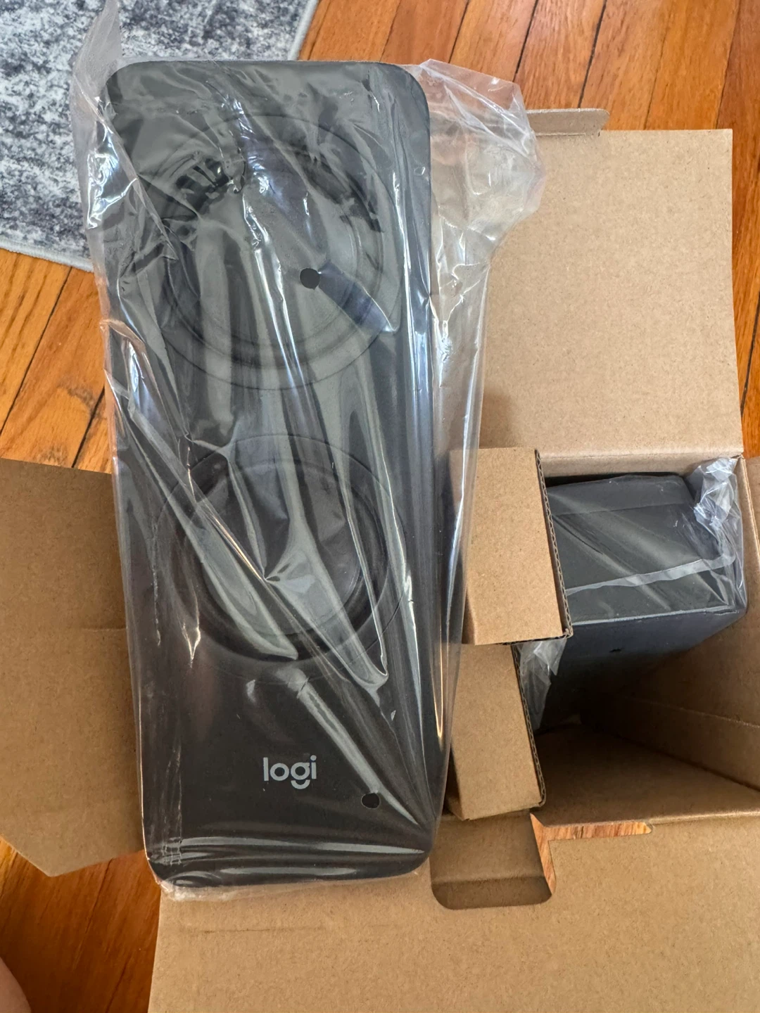 Logitech Z207 Bluetooth Speakers - photo 2
