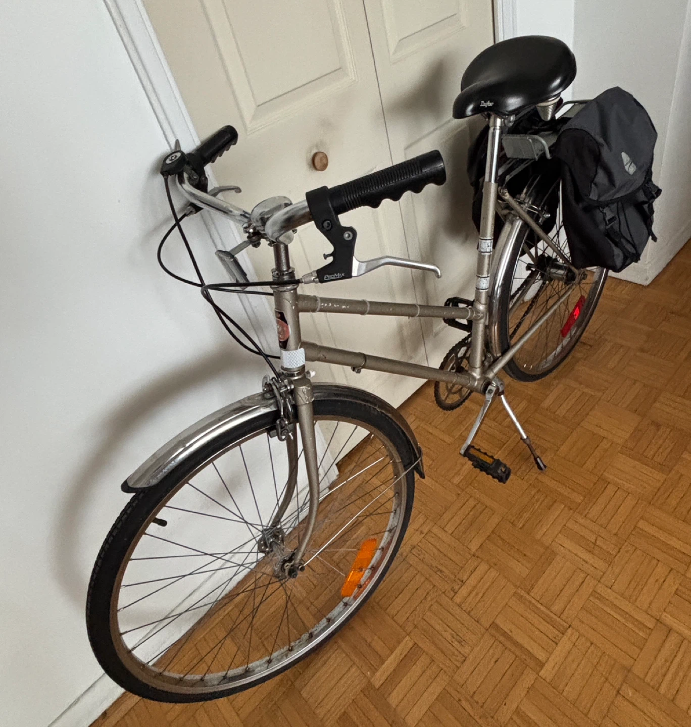 BeeKay City Bike with Selle Royal Saddle