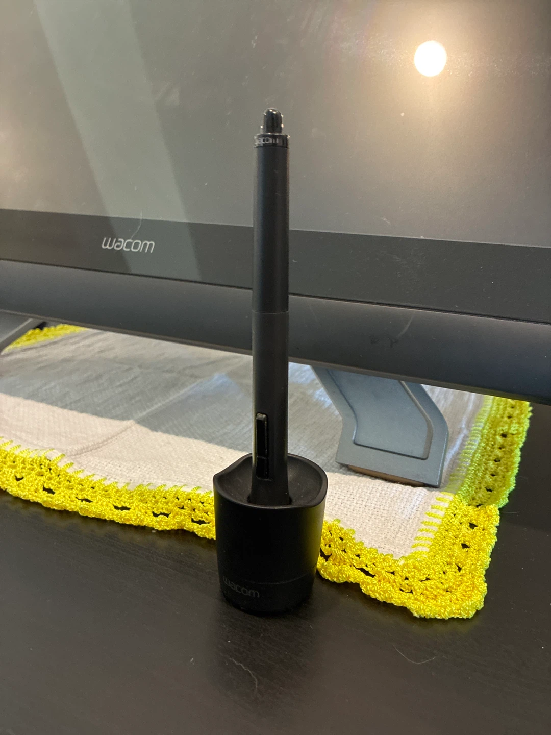 Wacom Cintiq HD22  Creative Pen Display - photo 2