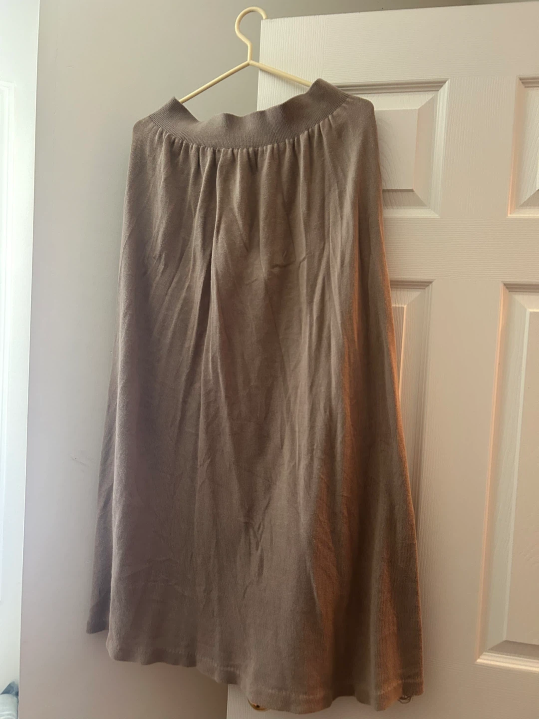 Women's Beige Knit Maxi Skirt