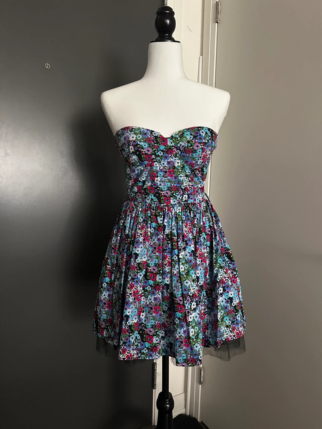 Seductions Floral Strapless Dress