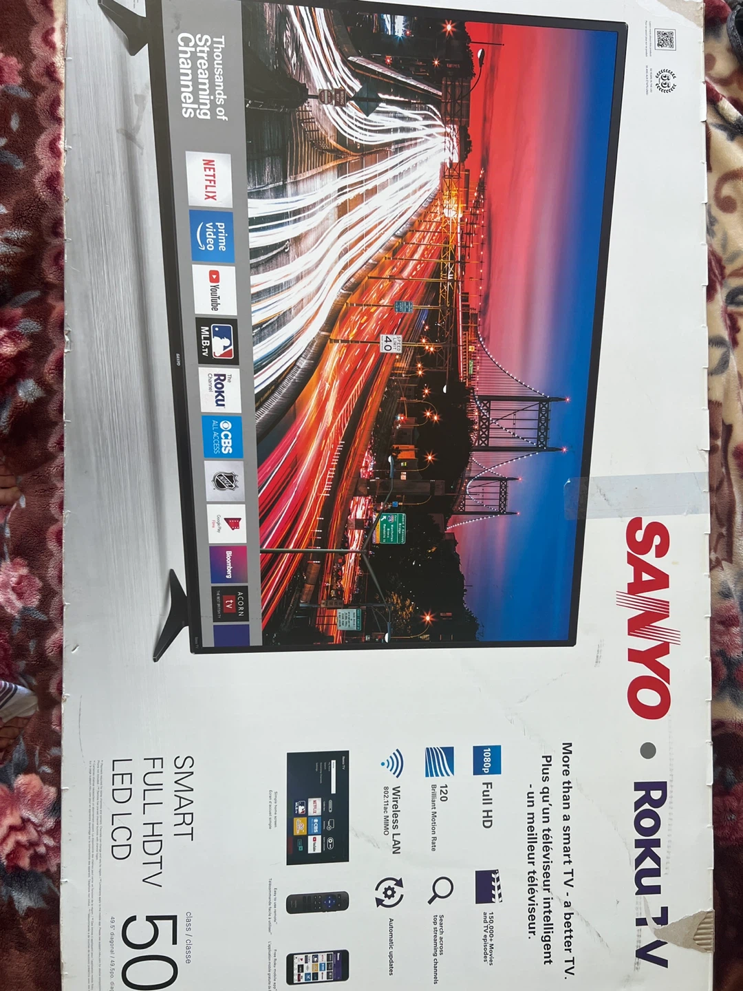 (Has some marks on the screen and lines) Sanyo 50" Smart tv