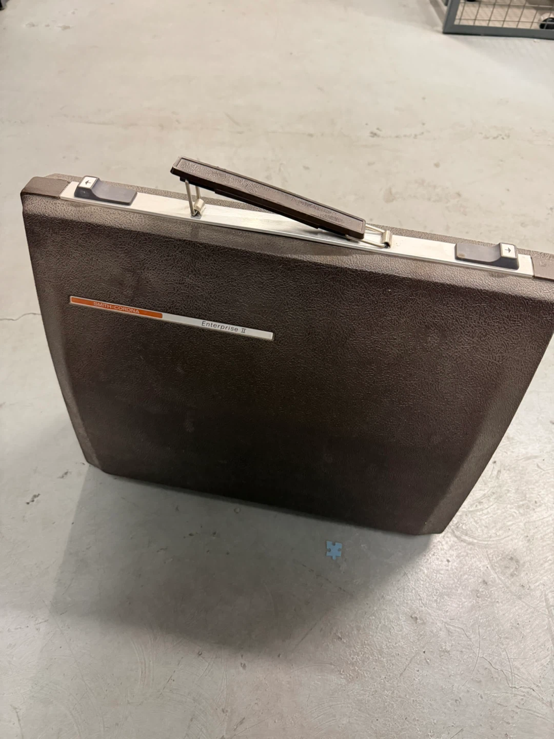 Smith-Corona Enterprise II Typewriter - photo 3