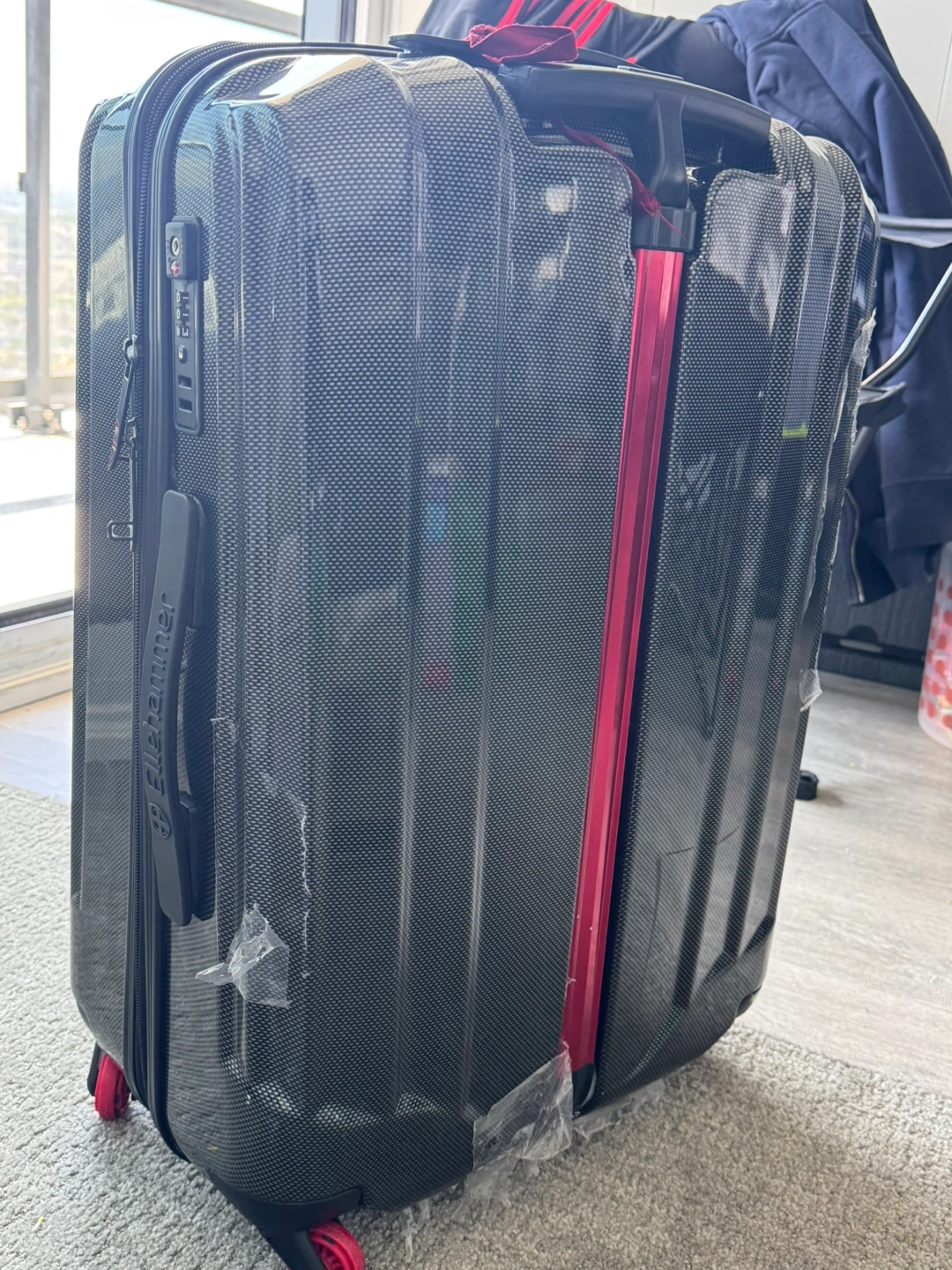 Hardside Luggage Medium Carry On Lock Expandable Baggage