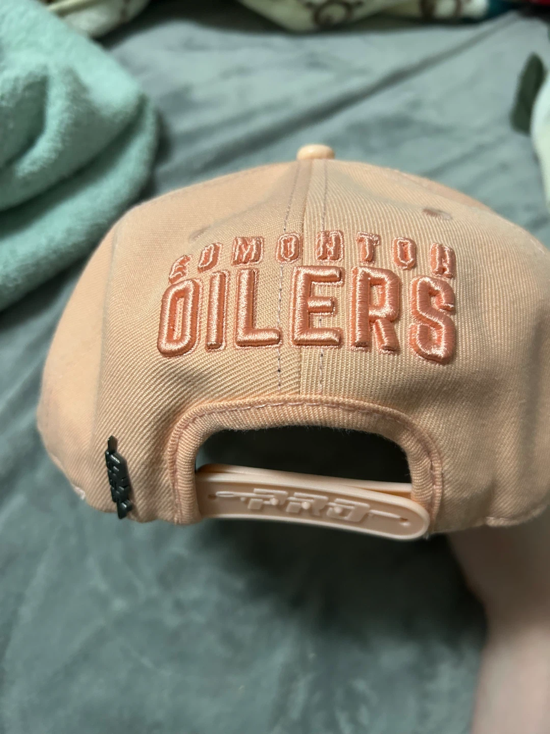 Edmonton Oilers Peach Snapback Hat - photo 2