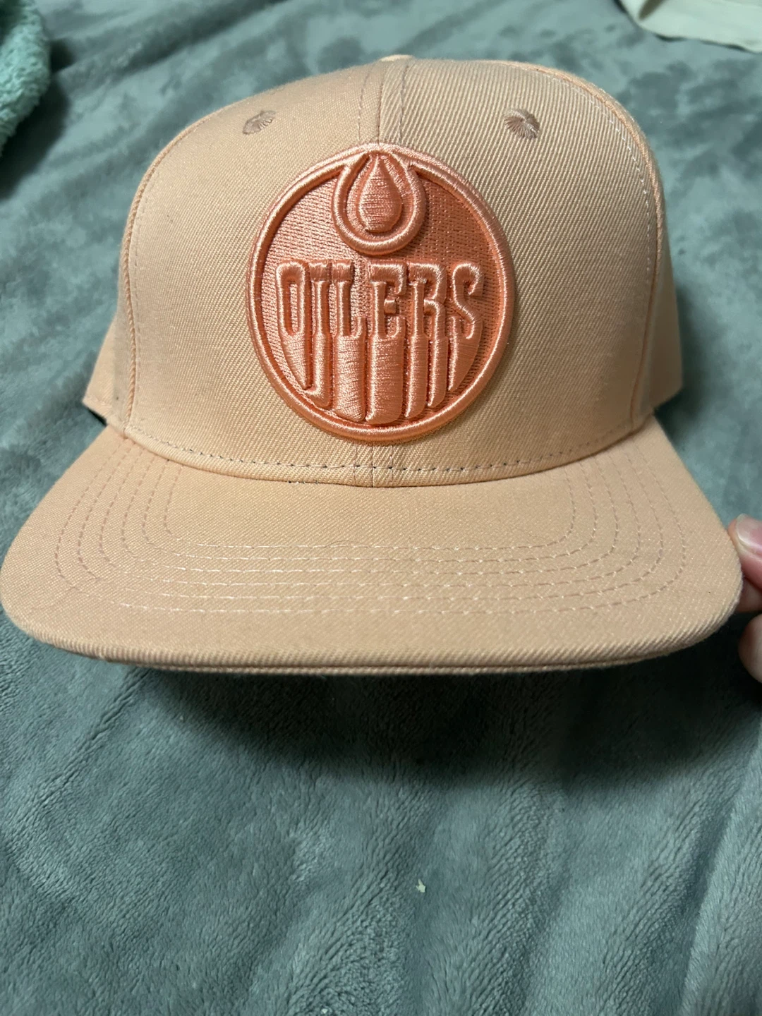 Edmonton Oilers Peach Snapback Hat