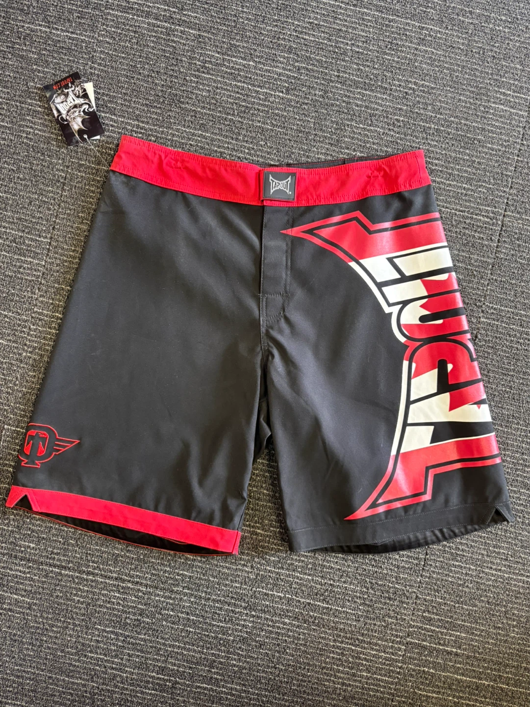 Tapout MMA Shorts Size 32