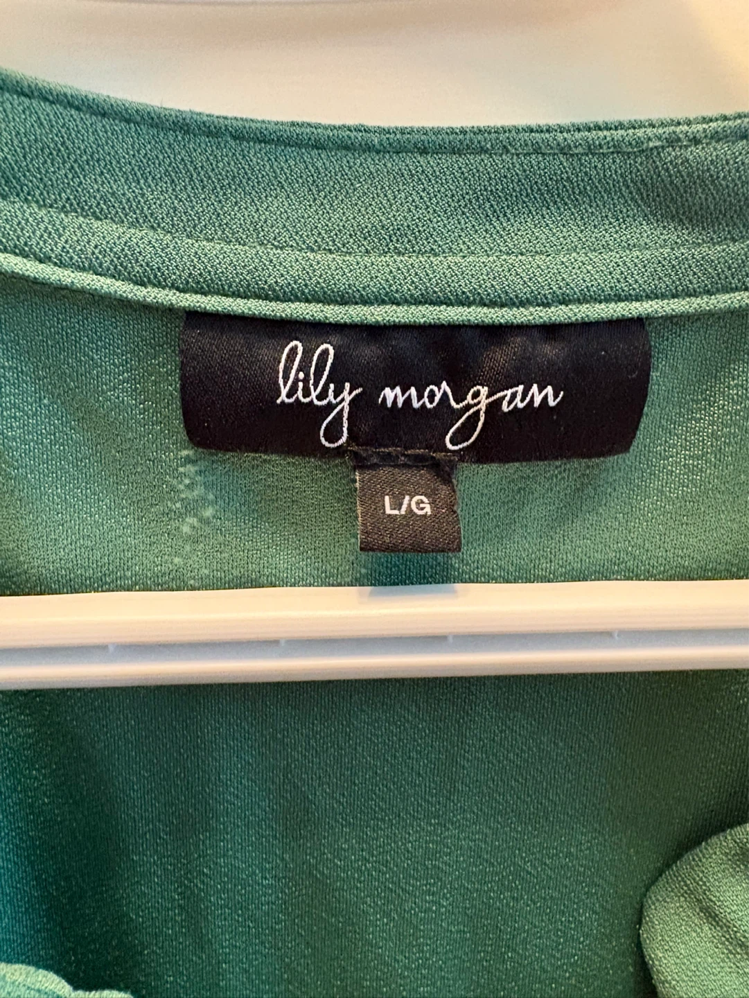 Women’s Shirt Size Large $5 firm - photo 2