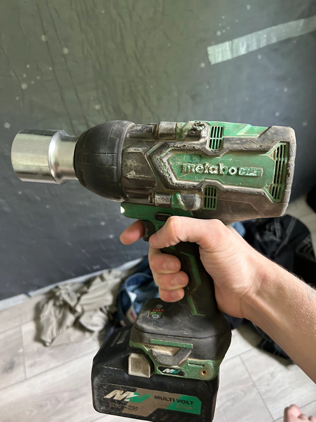 Metabo HPT 36V Cordless Impact Wrench - photo 2
