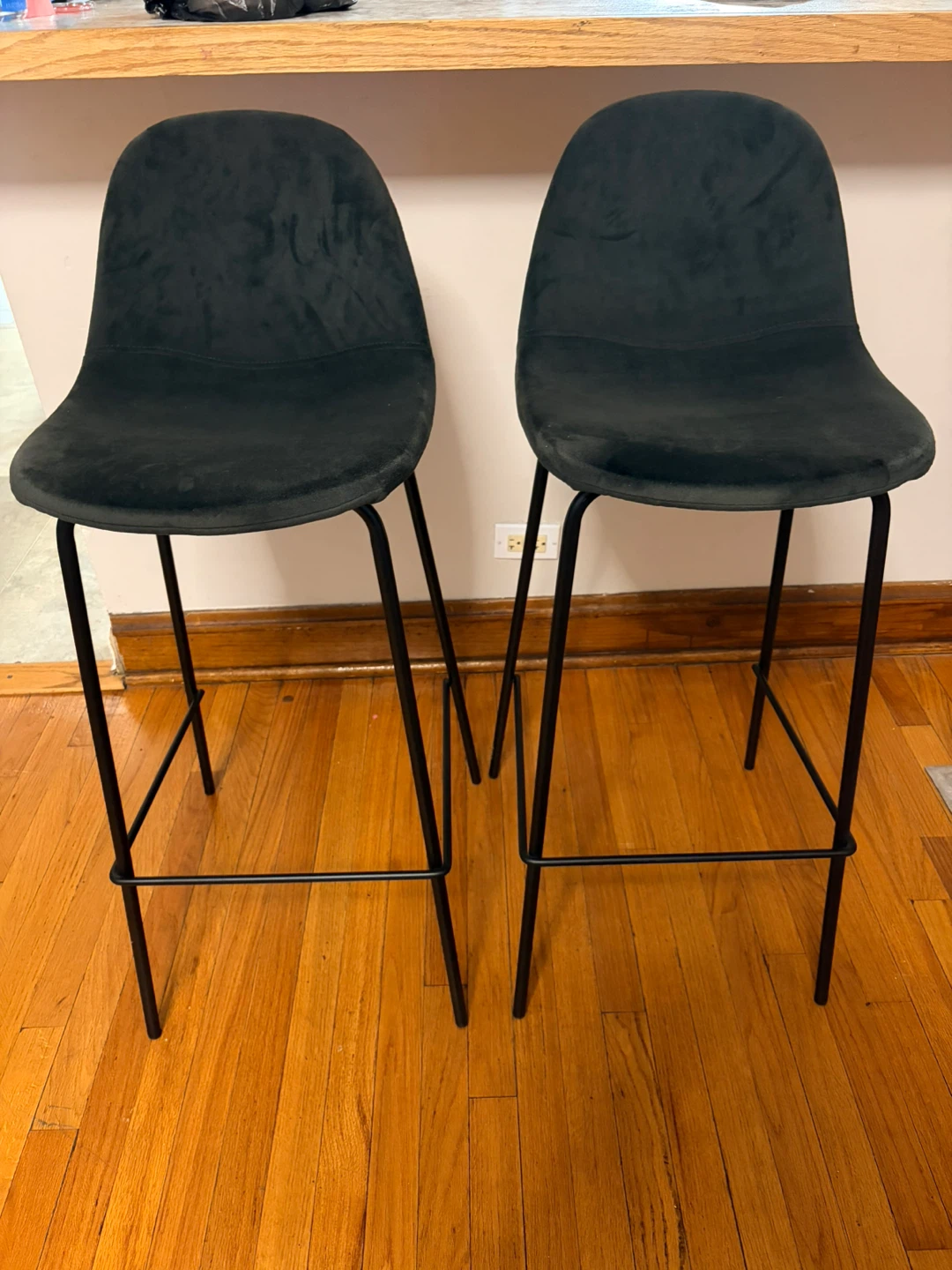 Set of 2 Black Velvet Bar Stools