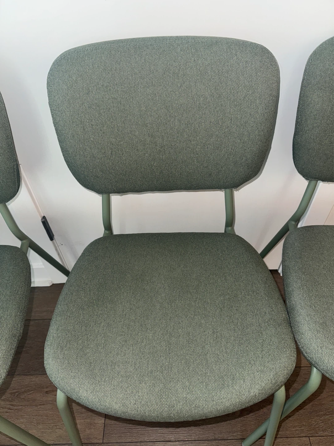 4 IKEA VIHALS chairs - photo 4