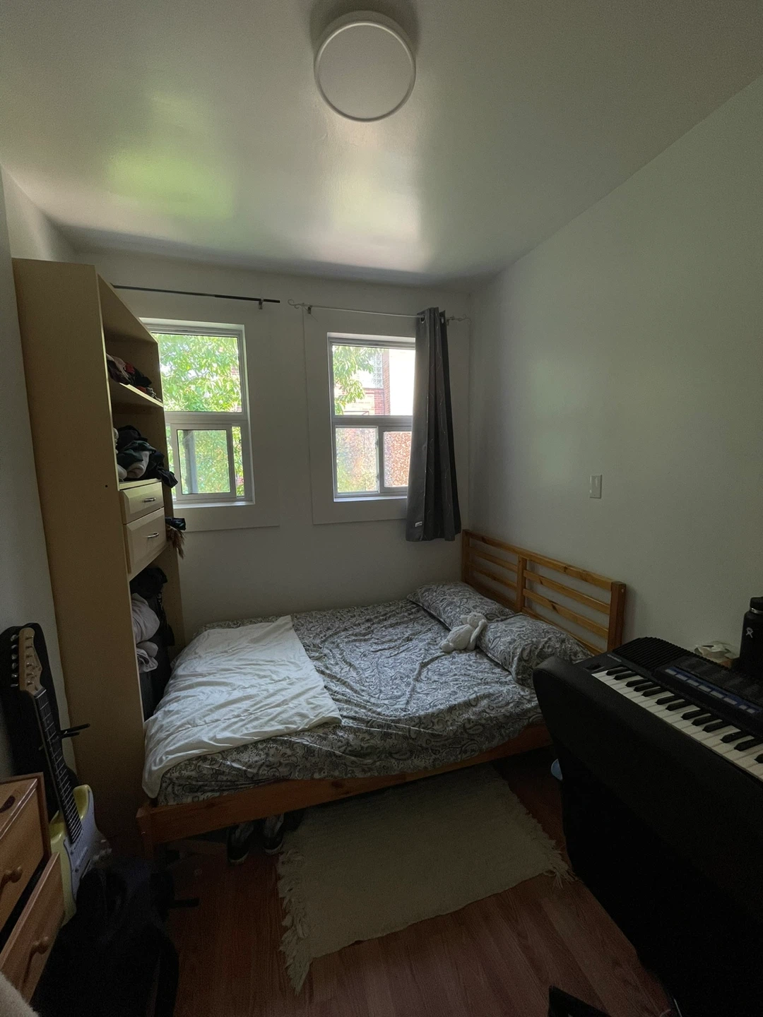 Very Strategic Private Room for Sublet! I PAY THE REST
