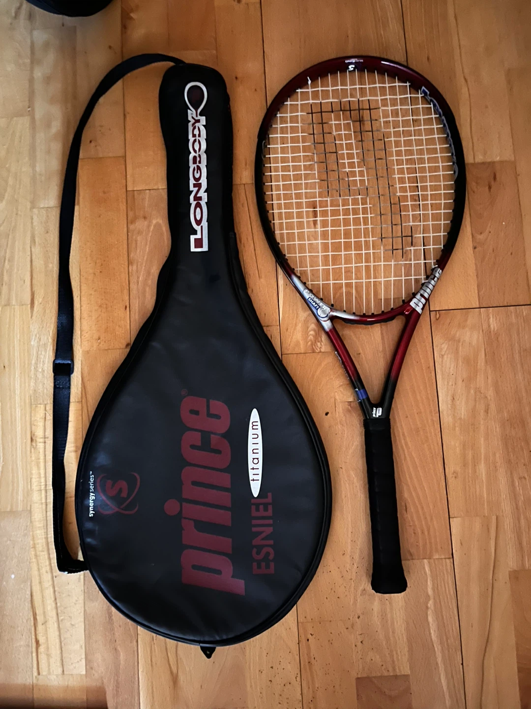 Prince ESNIEL Titanium Tennis Racket with LONG BODY Cover