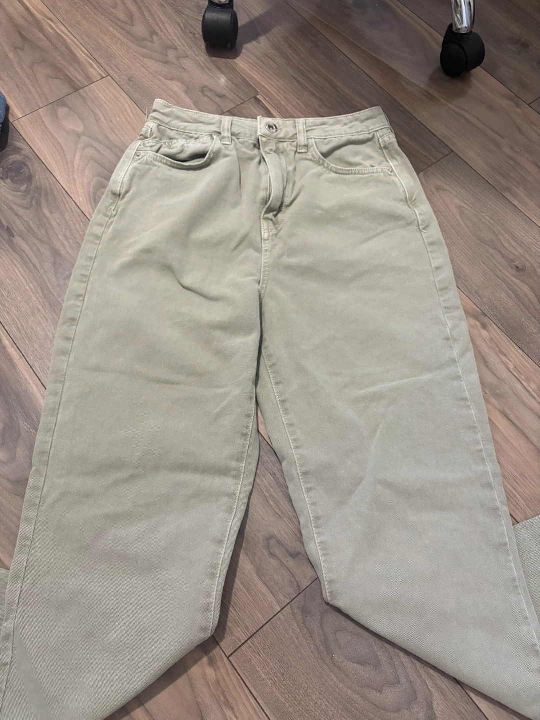 Zara Sage green wide leg jeans US 4
