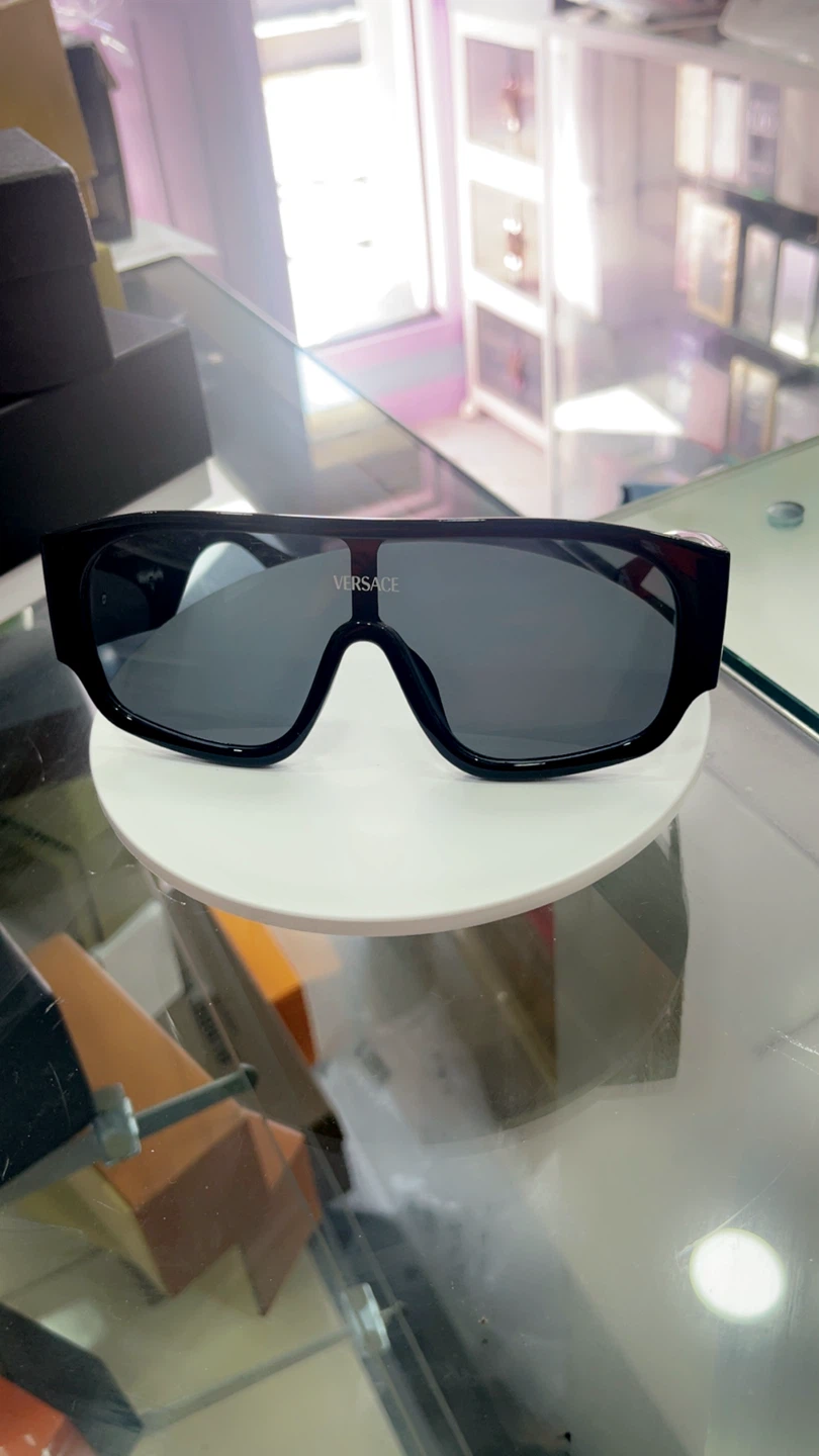 Versace Sunglasses - photo 3