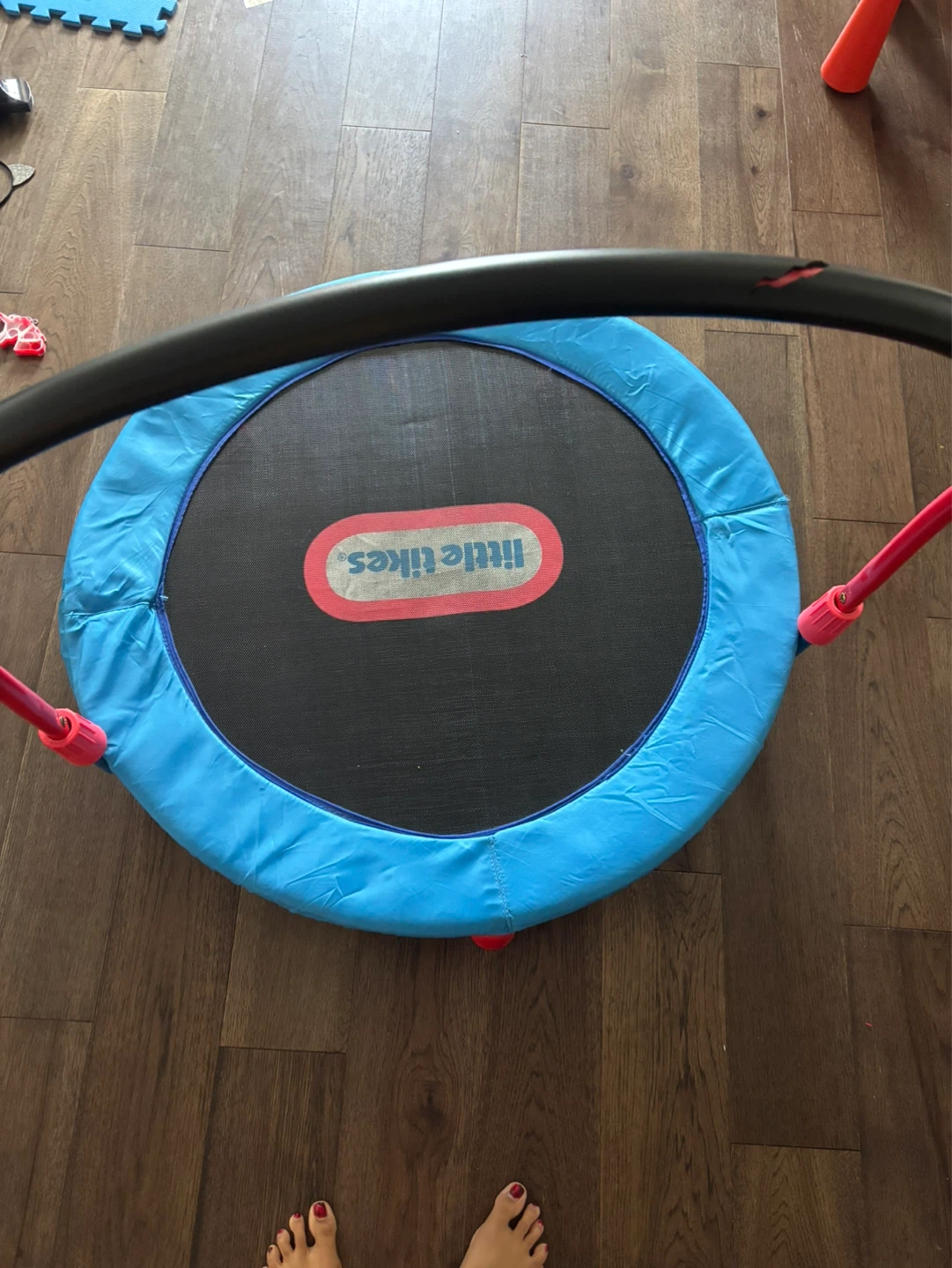 Little Tikes Blue and Red Indoor Trampoline with Handle - photo 3