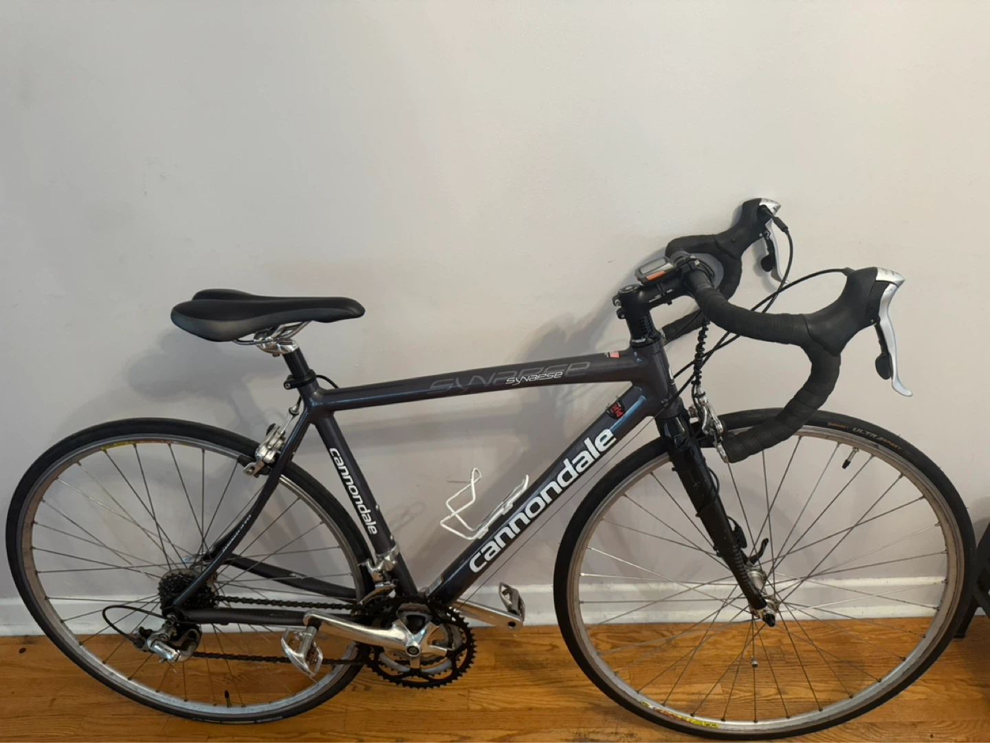 Cannondale Synapse Road Bike - photo 2