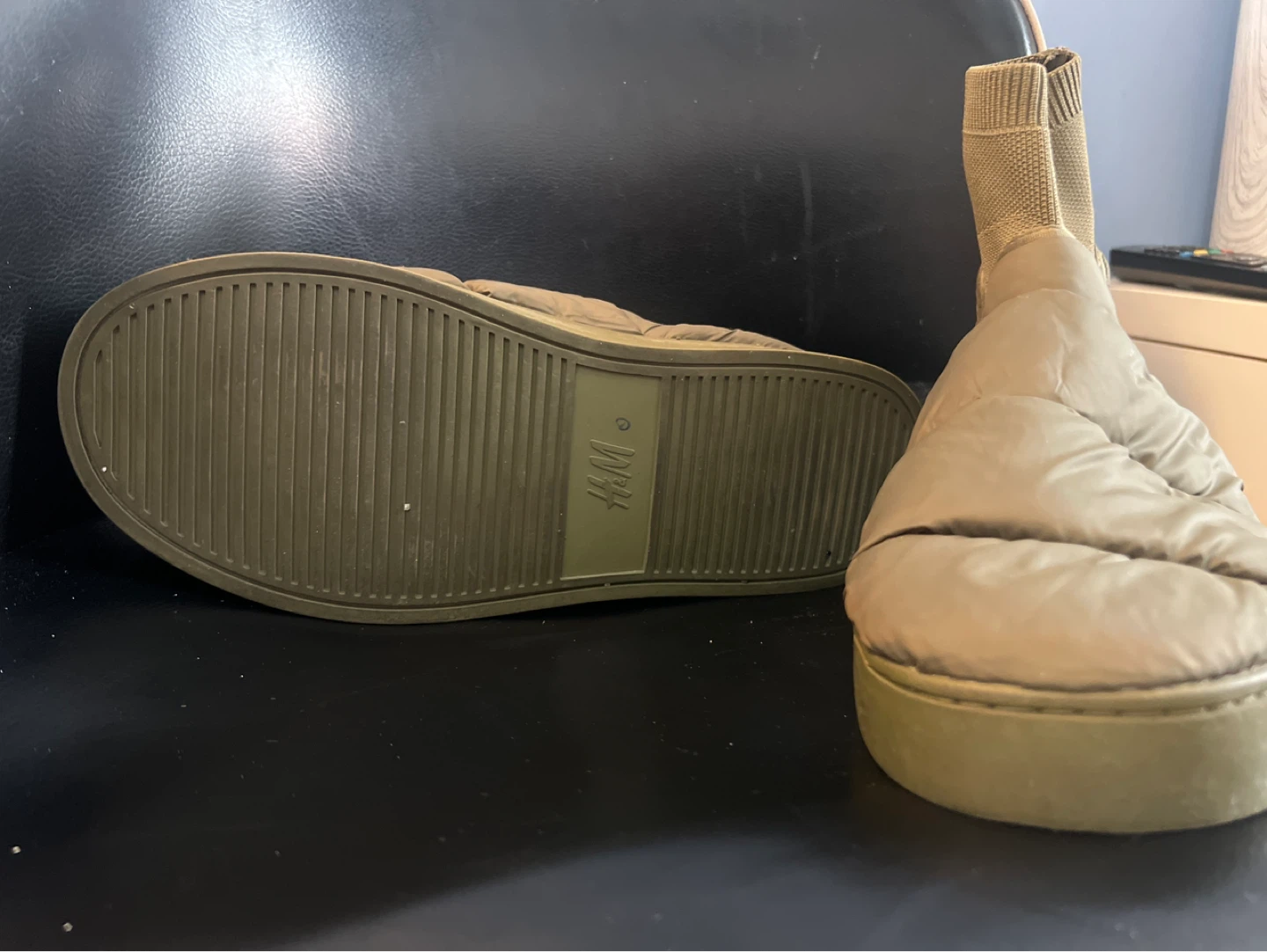 H&M Puffer Ankle Boots Khaki
