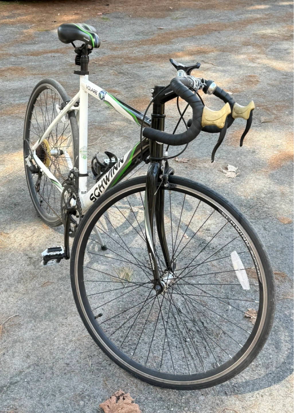 Schwinn Volare Road Bike - photo 3
